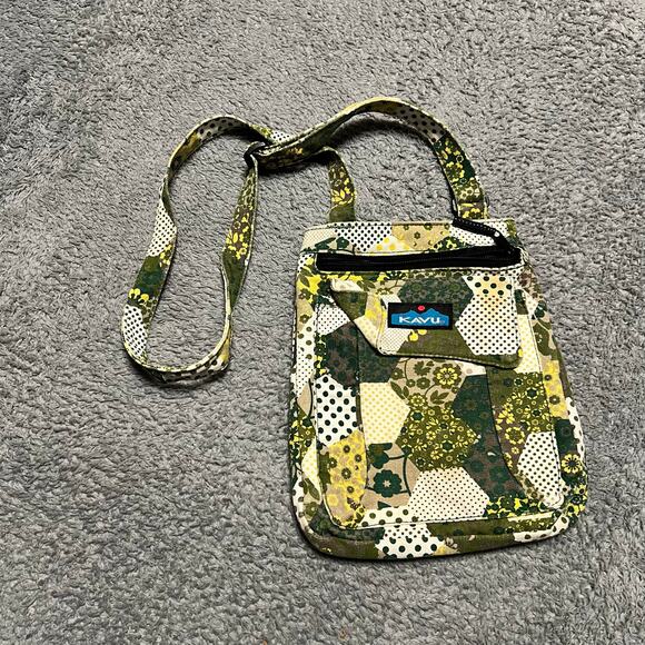 Kavu Handbags - Kavu Mini Keeper Crossbody Bag Carolina Quilt Green White Patchwork Purse